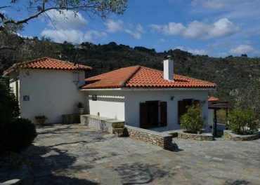 Villa with guest house close to Skopelos Town