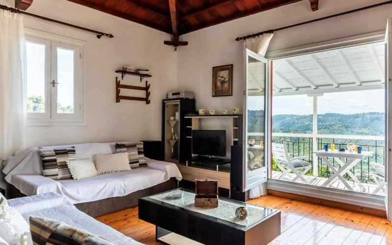 Villa Santa Marina with views to Skopelos Town and port Living dining room