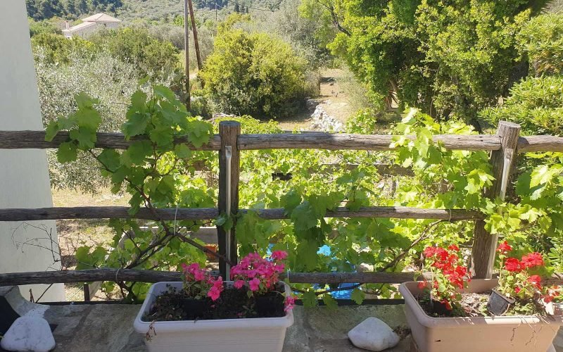 Adorable pool cottage in Stafilos area