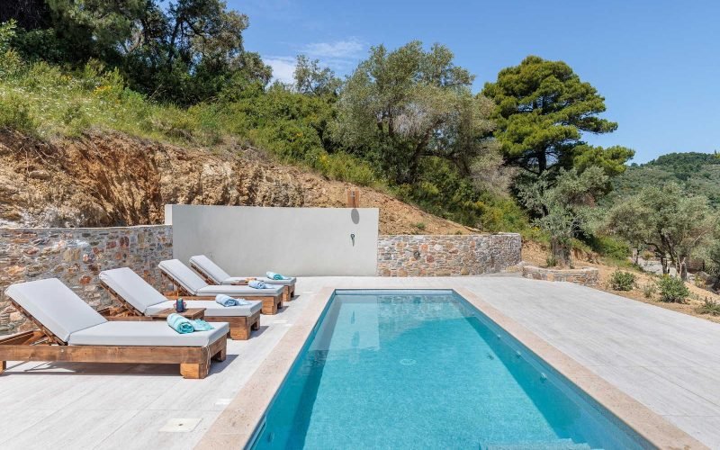 Twin pool villas overlooking Skopelos Bay