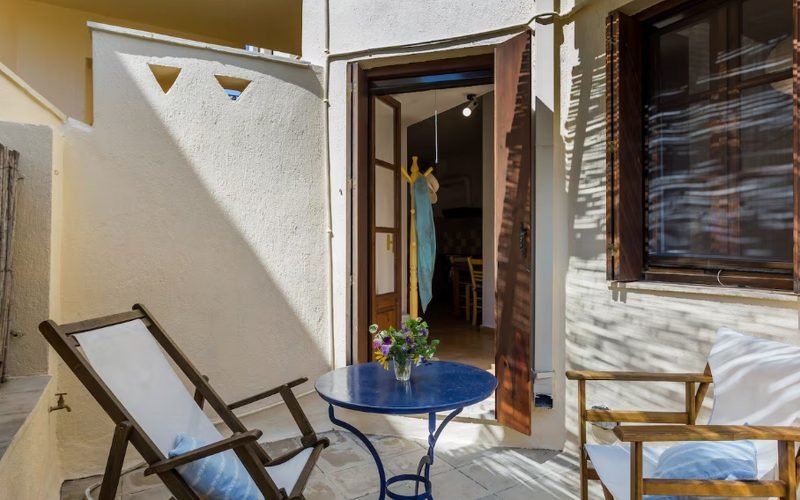 Seafront complexe in Agnondas