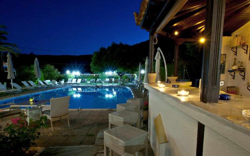 Hotel for Sale in Stafilos area on Skopelos Island - Pool Bar