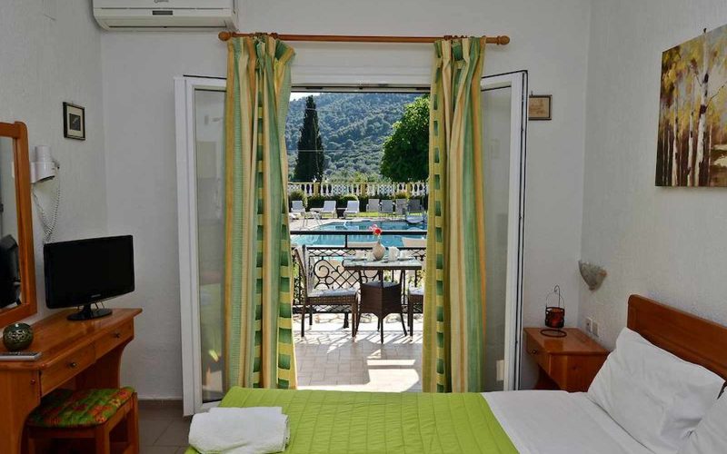 Hotel for Sale in Stafilos area on Skopelos Island - Room