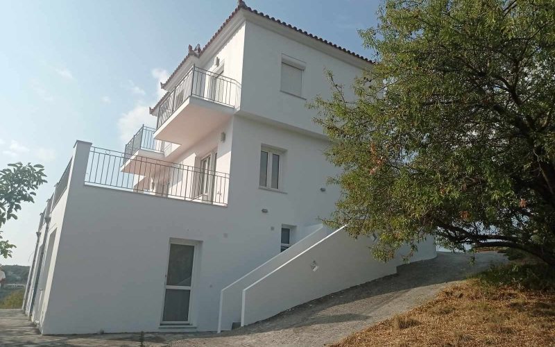 Spacious property with best views to Skopelos Town and the Sea