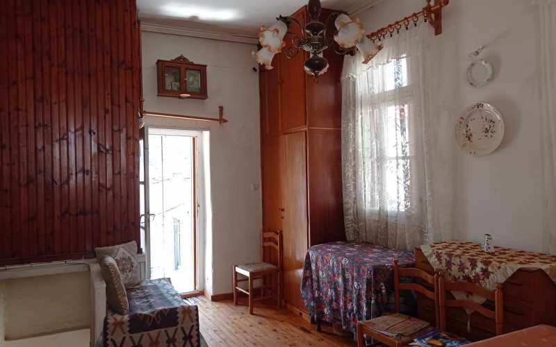Traditional Skopelos Town house with views to the port Top floor