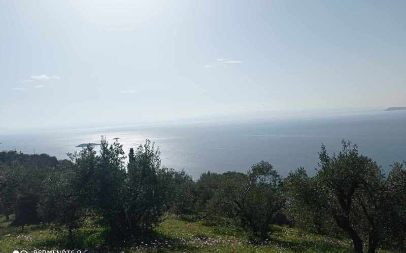 Buildable plot with uninterrupted views to the Sea in Old Klima