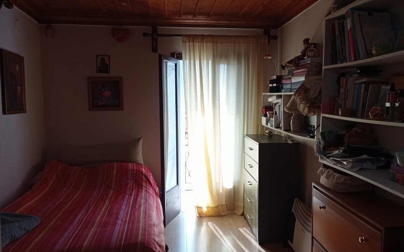 Two traditional properties in the centre of Skopelos Town Main house bedroom 2