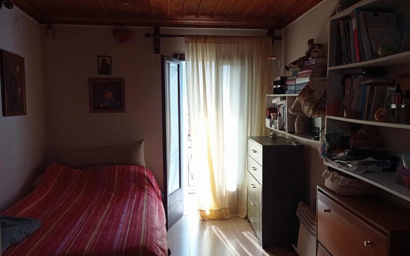 Three floor property and a ruin in the centre of Skopelos Town Main house Bedroom B