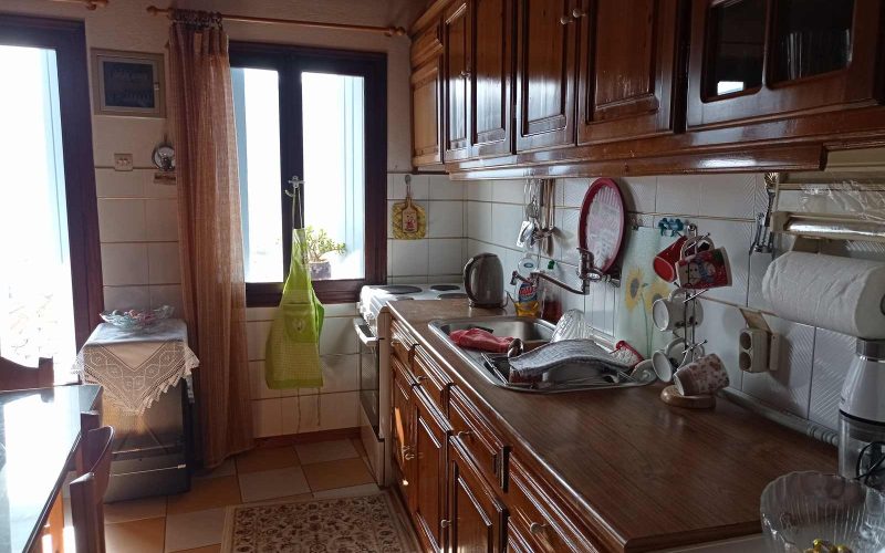 Three floor property and a ruin in the centre of Skopelos Town Main house Kitchen