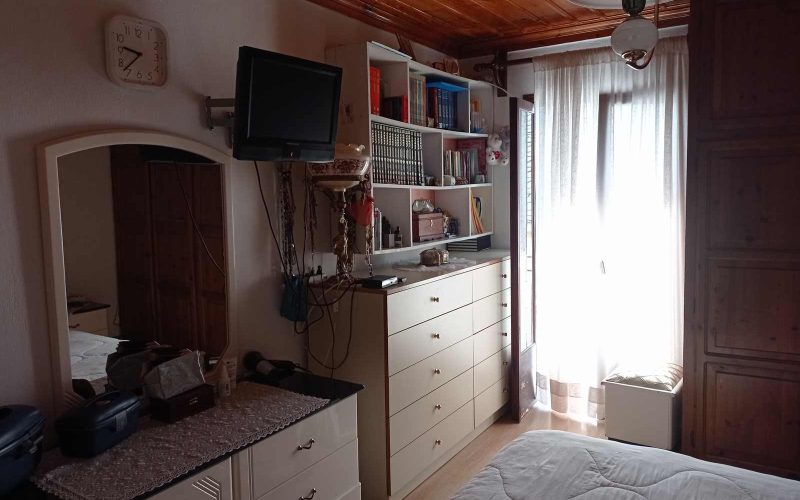 Two traditional properties in the centre of Skopelos Town Main house bedroom 1
