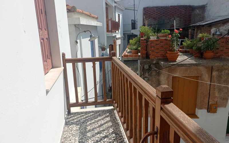 Town house with terraces and views to Skopelos port and Town Balcony