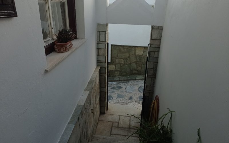 Townhouse with two independent apartments and terrace with Views Ground floor apartment