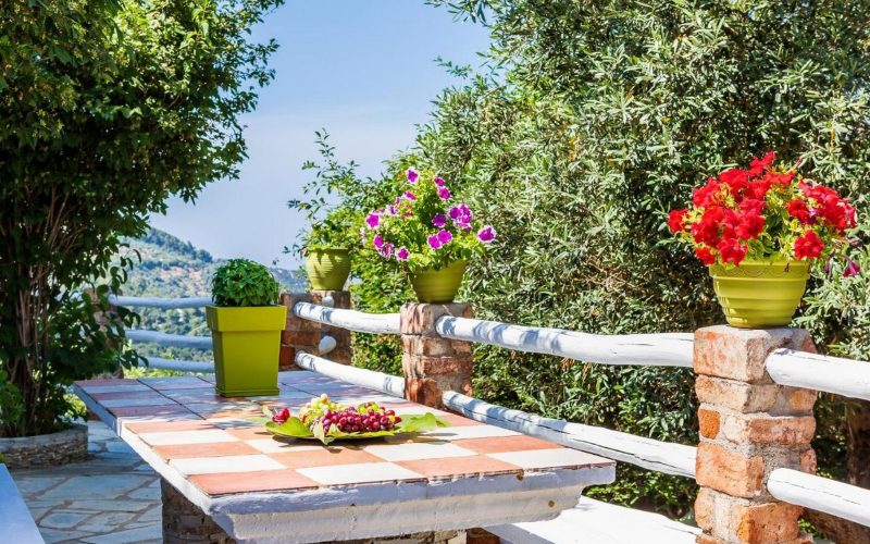 Pool Villa close to Skopelos Town with Views to Glisteri beach