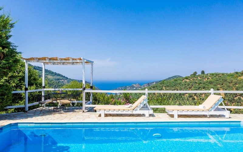 Pool Villa close to Skopelos Town with Views to Glisteri beach