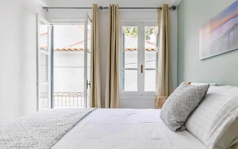 Traditional town house with terrace and views to Skopelos port Bedroom