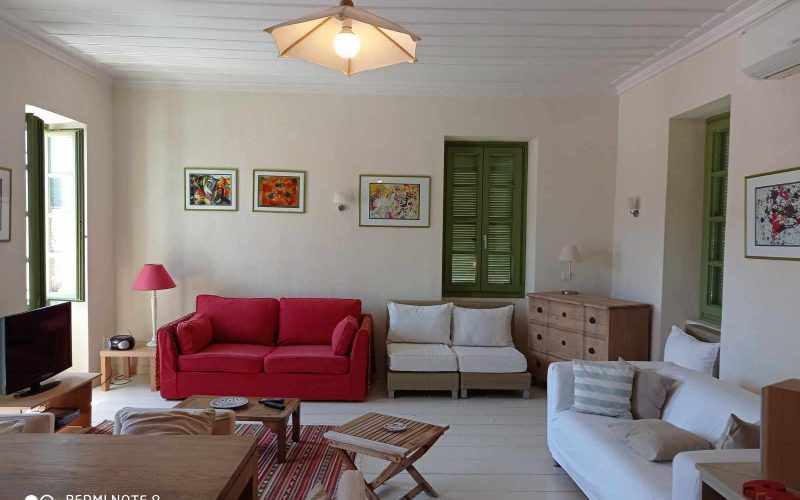 Traditional Town house with terrace and views to Skopelos Town and port Living room