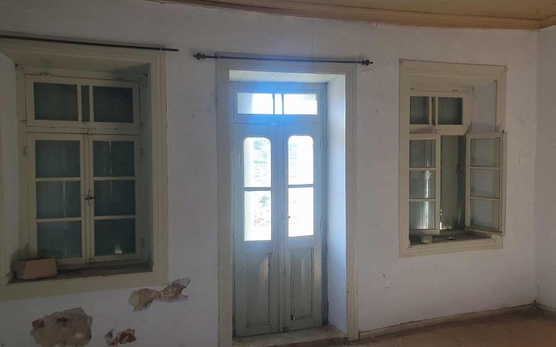 Skopelos Town Mansion with renovation permit