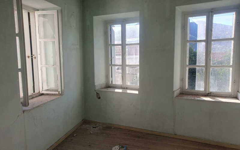 Skopelos Town Mansion with renovation permit