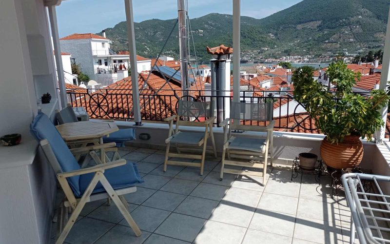 Spacious mansion in the center of Skopelos Town