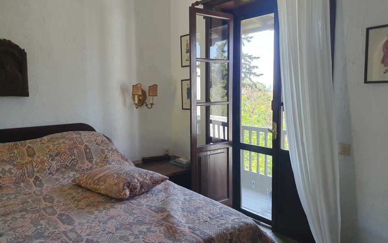 Glorious Mansion with a unique garden on Skopelos Island. Bedroom apartment 1