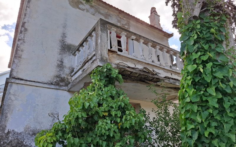 Two cottages for renovation in walking distance to Skopelos Town