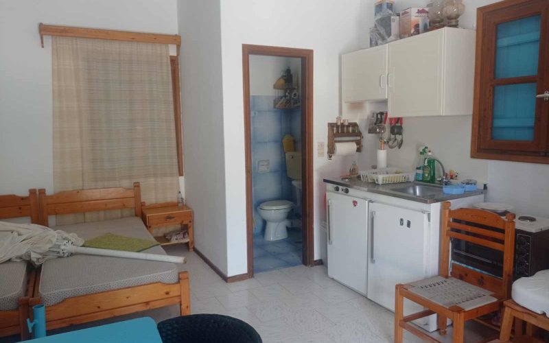 Spacious beach front property on Skopelos Island. Studio