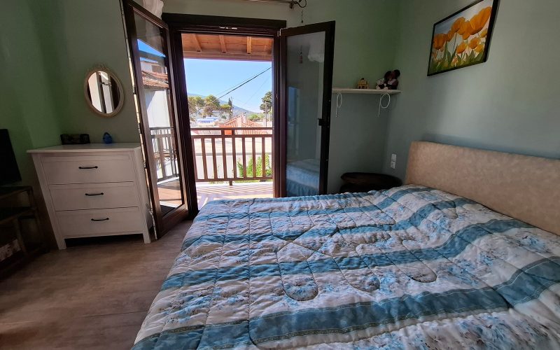 Beautiful Town house with garden and views to the Sea
