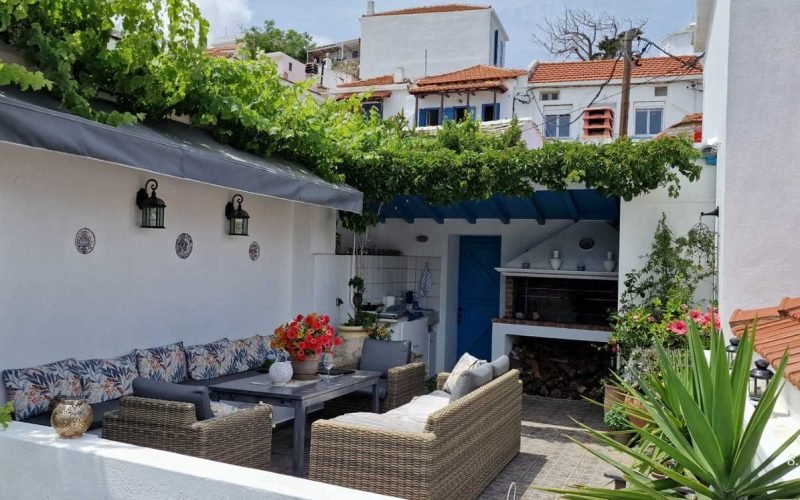 Charming Town house with terraces and views