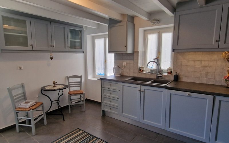 Charming Town house with terraces and views Kitchen