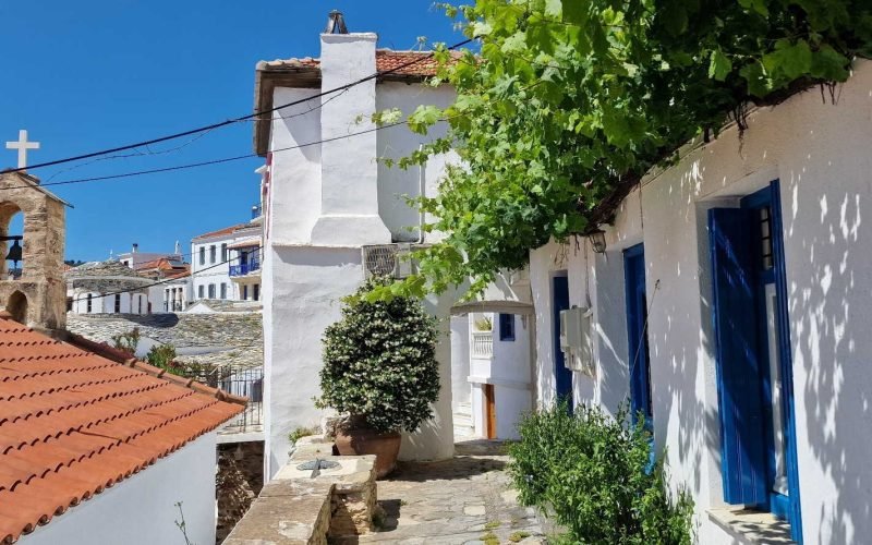 Charming Town house with terraces and views