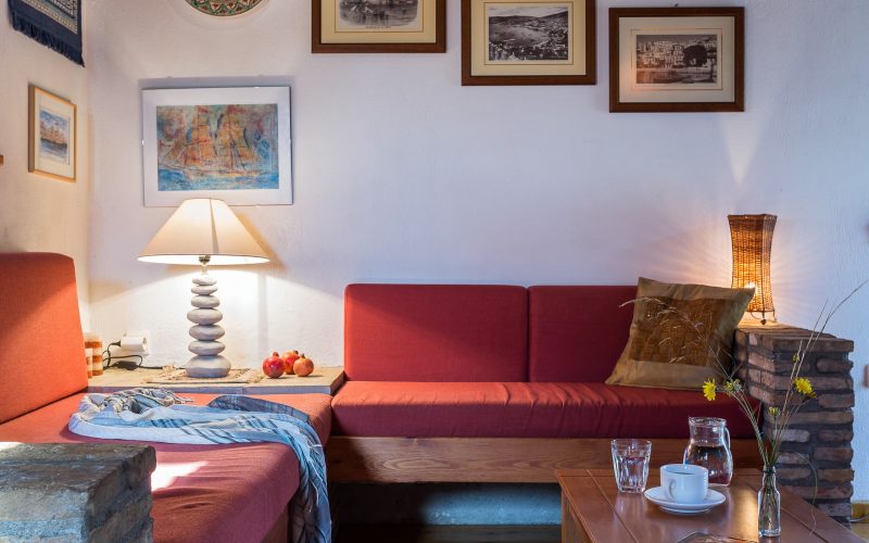 Beautiful Villa with Panoramic Views close to Panormos