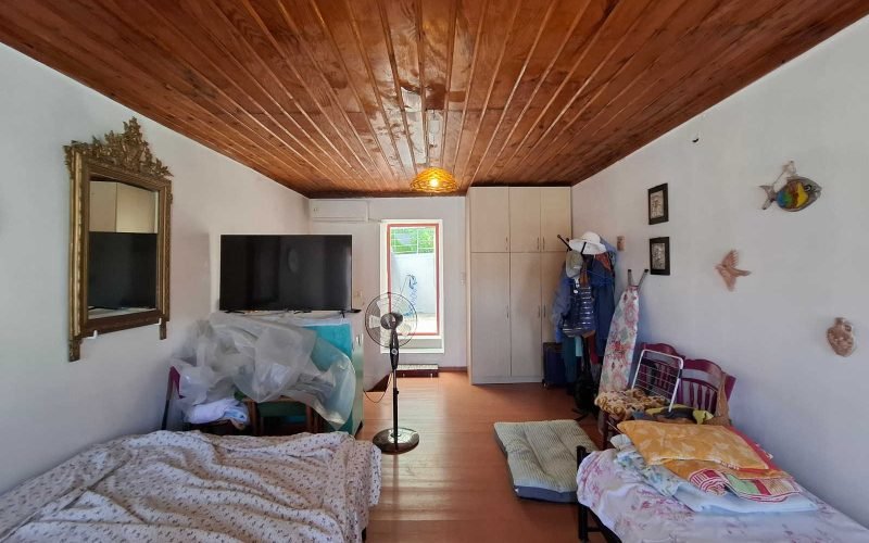 Cozy town house with balcony and terrace with views