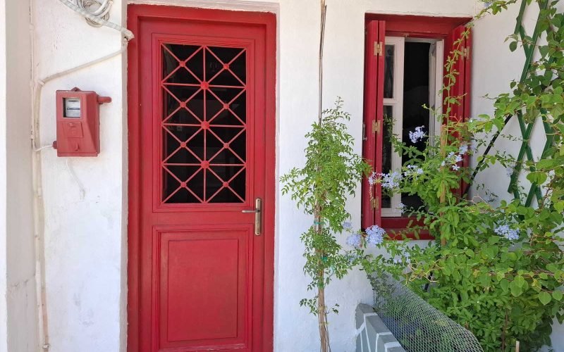 Cozy town house with balcony and terrace with views